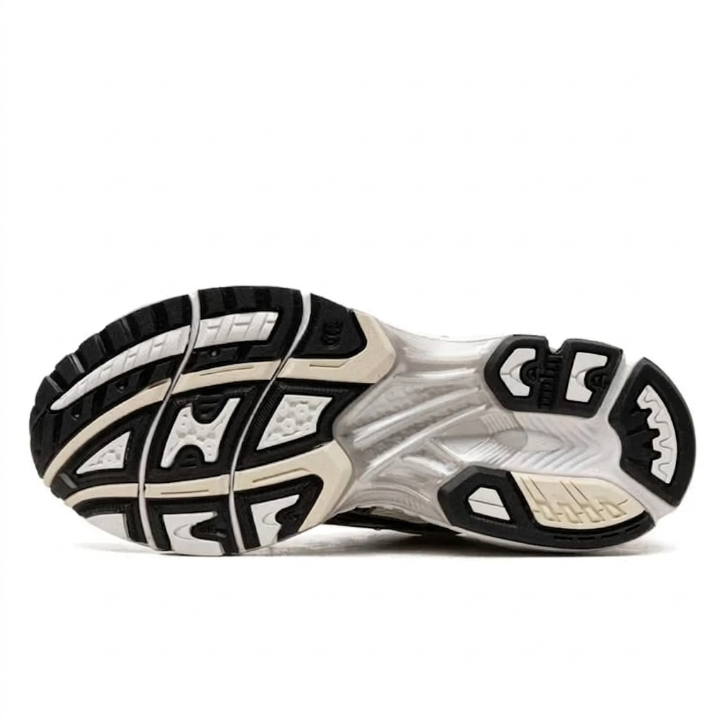ASICS Gel-Kayano "White/Silver"