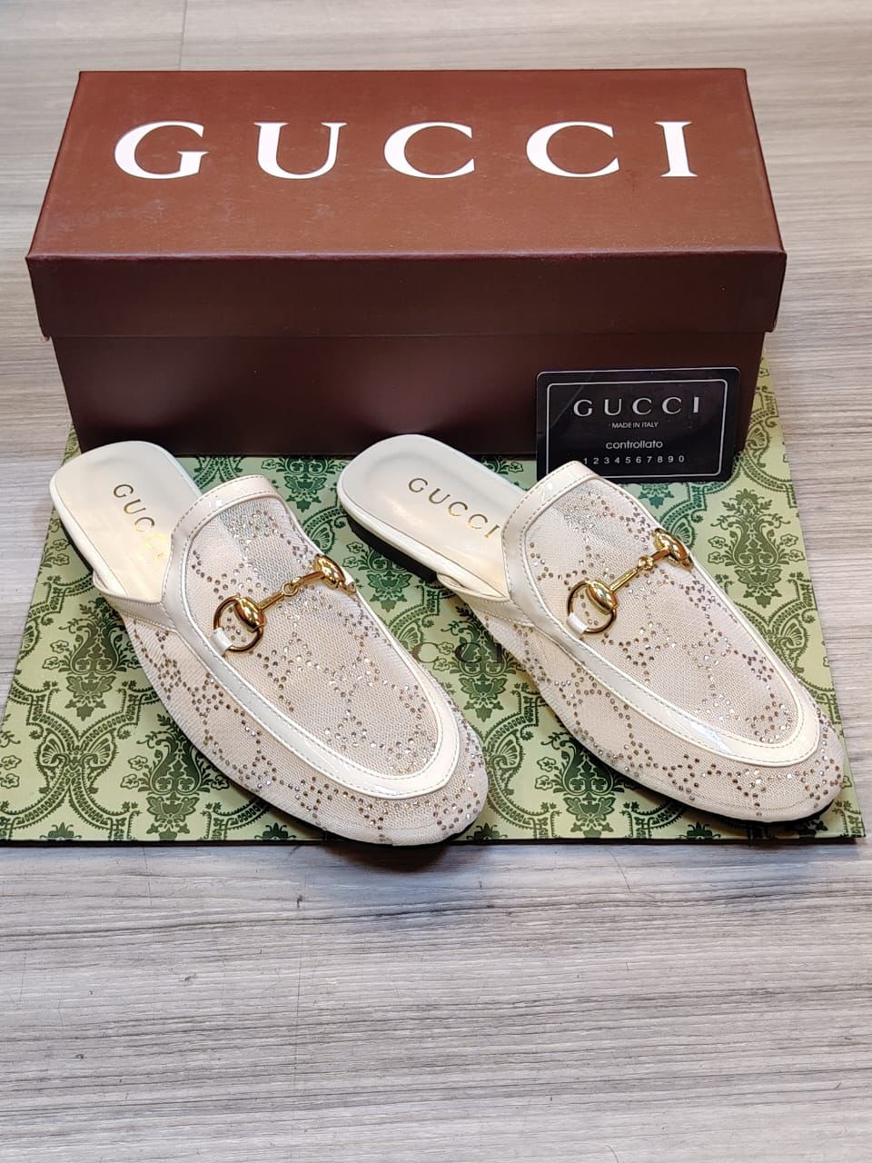 Gucci GG Crystal Princetown slipper "White"