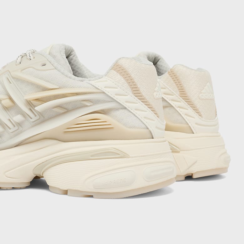 Pharrell Williams x adidas Adistar Jellyfish "Triple White"