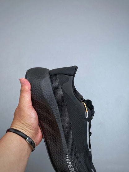 Adidas Hyperboost
"Core Black"