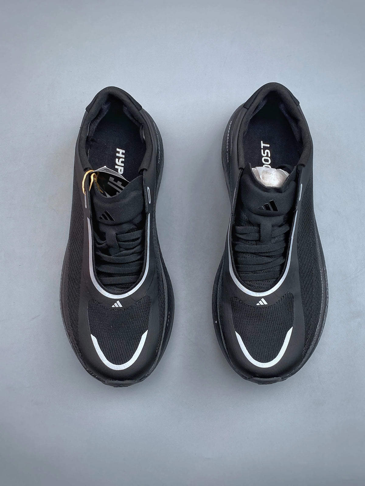 Adidas Hyperboost
"Core Black"