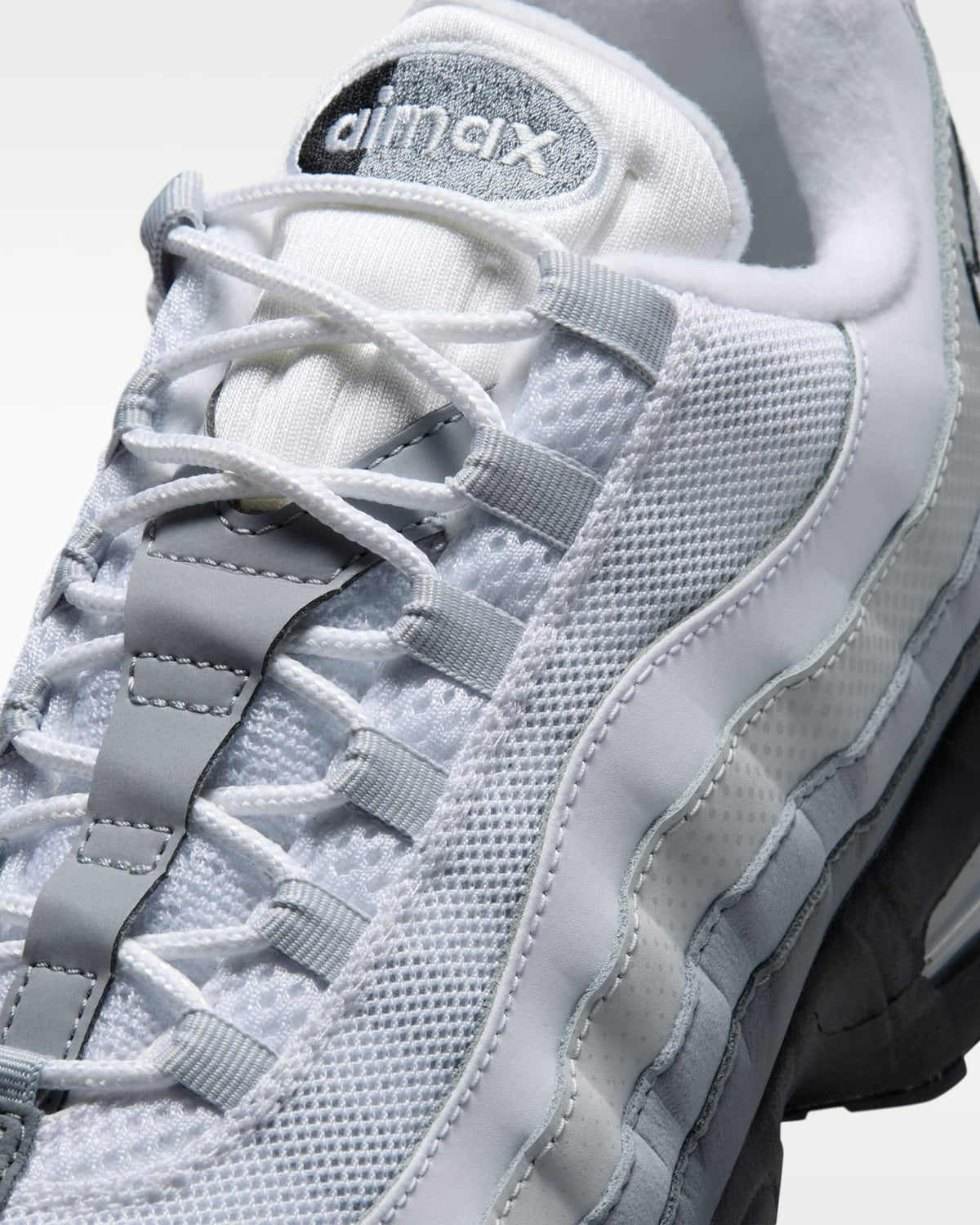 Nike Air Max 95
"Big Bubble Granite"