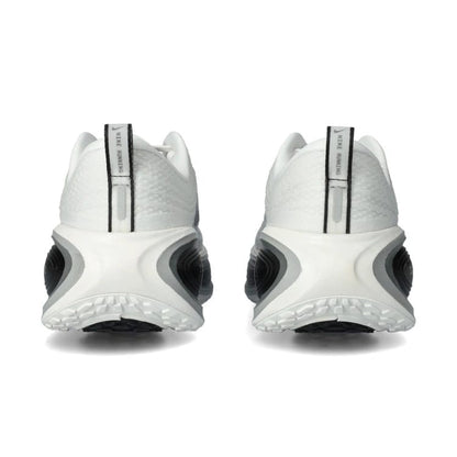 Nike Vomero Plus
"White/ Black/ Cool Grey"