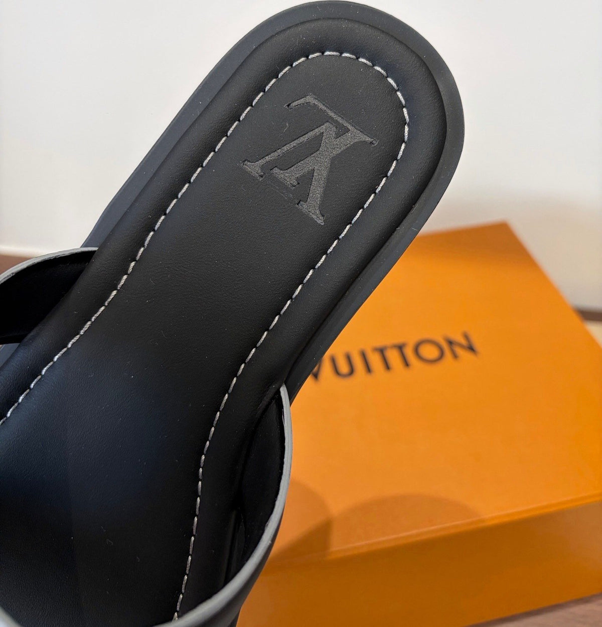 Louis Vuitton Oasis Mule "Black"