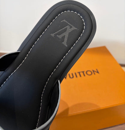 Louis Vuitton Oasis Mule "Black"