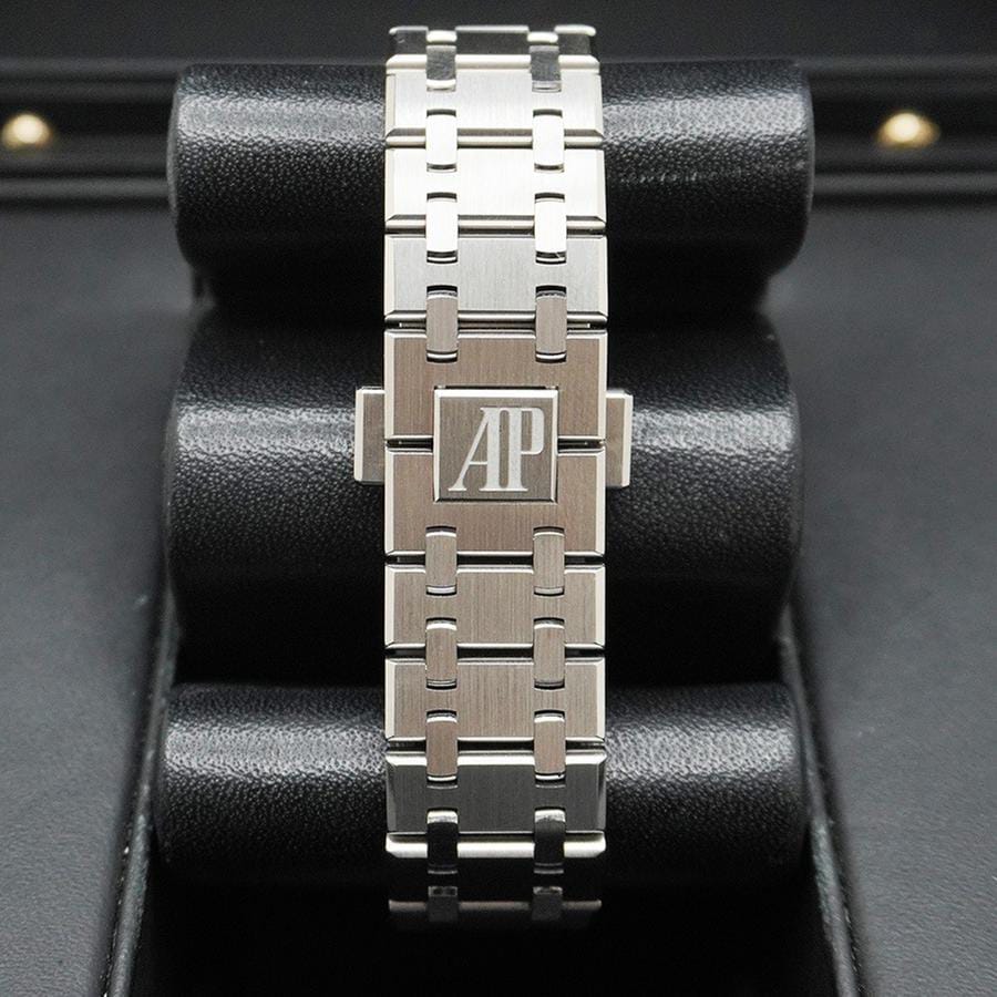 "AP Royal Oak Offshore — Silver Dial"