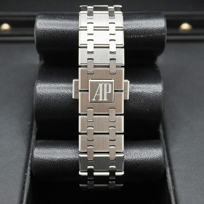 "AP Royal Oak Offshore — Silver Dial"