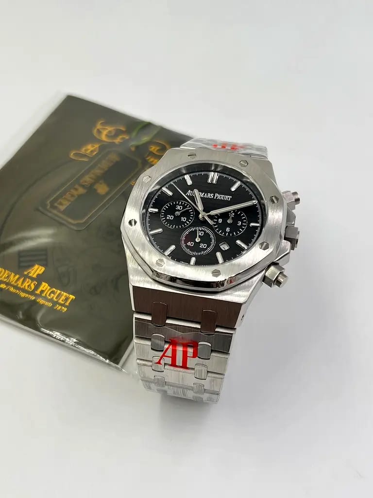 "AP Royal Oak Offshore — Black Dial"