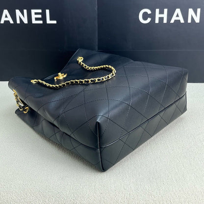 Chanel two-tone leather Hobo Bag "Black"