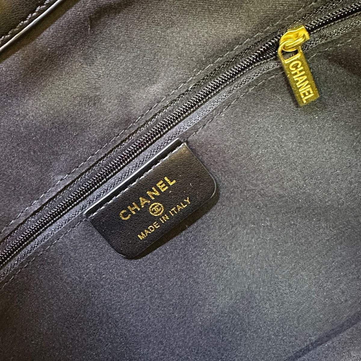 Chanel two-tone leather Hobo Bag "Black"