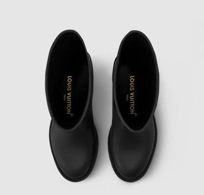Louis Vuitton LV Logo Rain Boots "Matte Black"