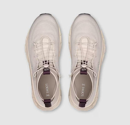 On Running Cloudtilt Hi
LOEWE "Sand/Oatmeal/Plum"