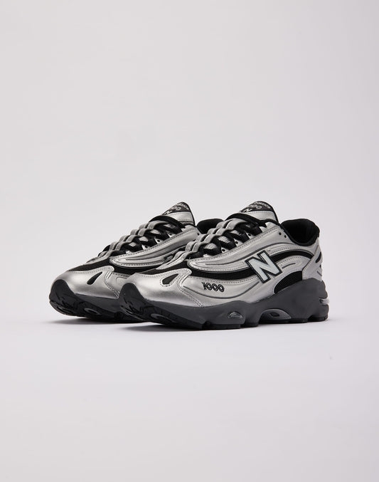 New Balance 1000 " black and metallic silver "
