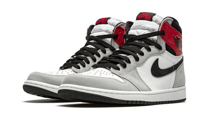 AIR JORDAN 1 RETRO HIGH OG "Light Smoke Grey