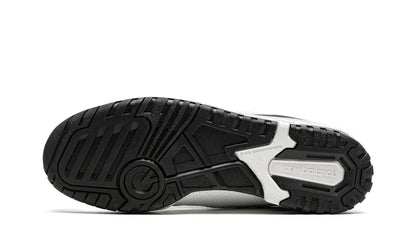 New Balance 550 "White / Black"