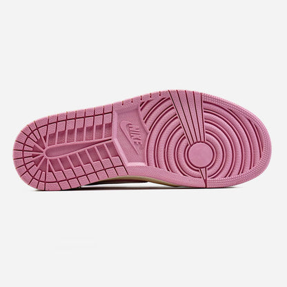 Travis Scott x Air Jordan 1 Low OG "Shy Pink"
‎